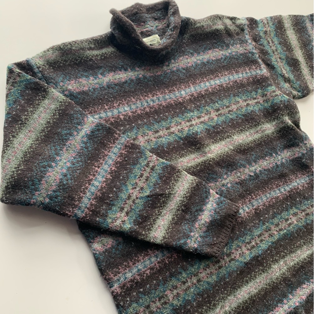 Vintage Quest partial turtleneck sweater size M